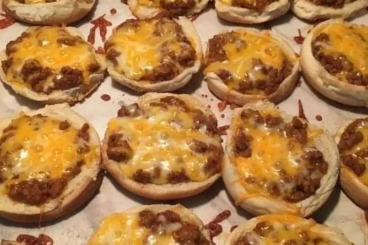 Old School Pizza Burgers