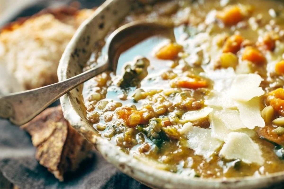 Detox Crockpot Lentil Sou