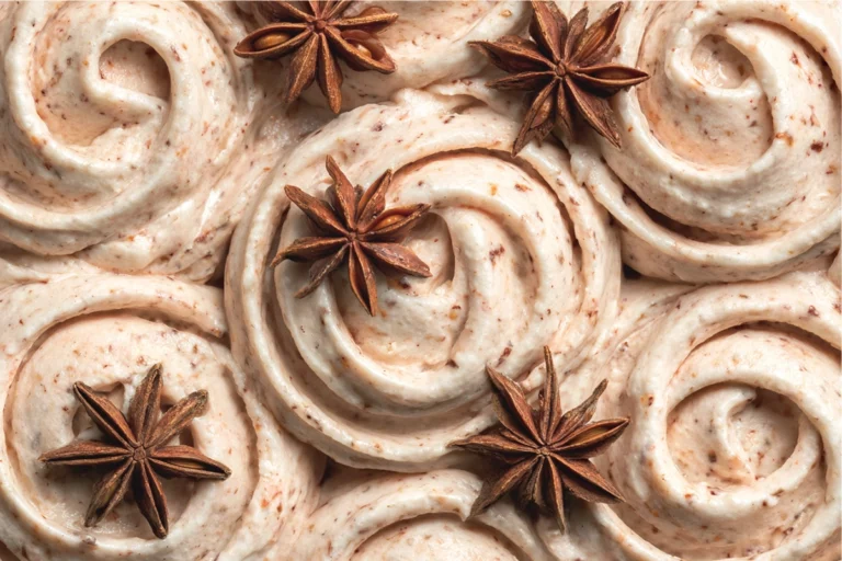 chai cinnamon rolls