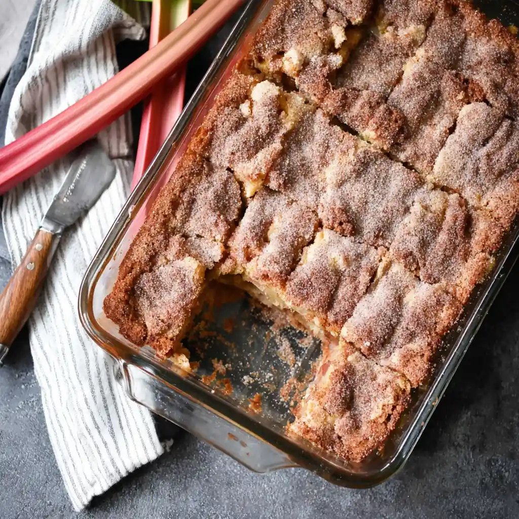 Easy Rhubarb Cake – A Simple and Moist Dessert You’ll Love 4 Easy Rhubarb Cake
