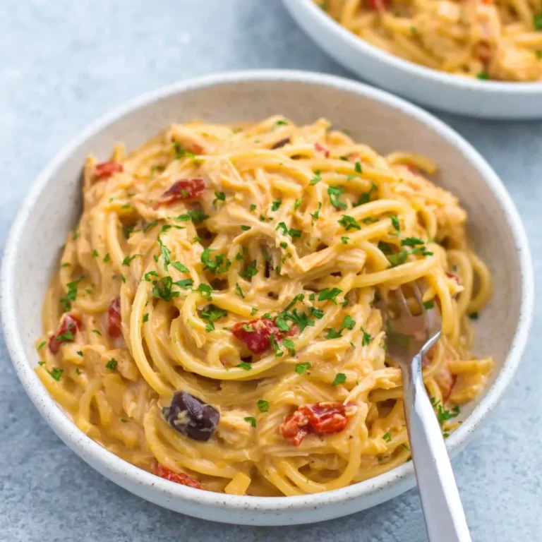 Crockpot Cheesy Chicken Spaghetti